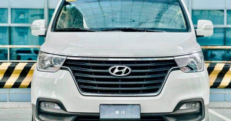 Selling White Hyundai Grand starex 2019 in Makati