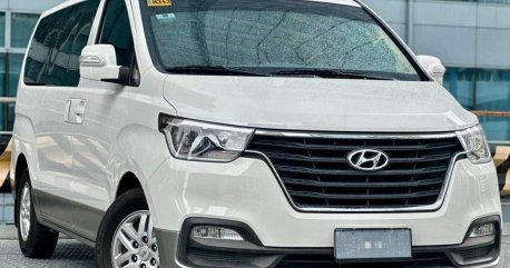 Sell White 2019 Hyundai Grand starex in Makati
