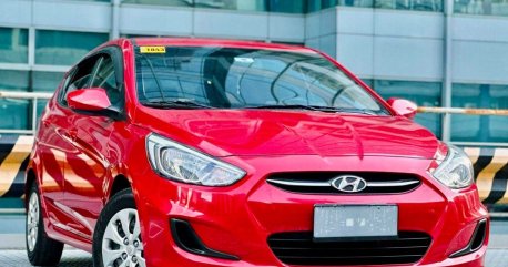 Sell White 2016 Hyundai Accent in Makati