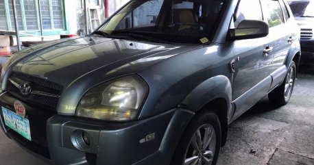 Sell Silver 2009 Hyundai Tucson in Quezon City