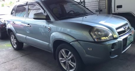 Sell Silver 2009 Hyundai Tucson in Quezon City