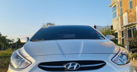 Selling Grey Hyundai Accent 2016 Sedan in Mabalacat