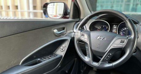 2013 Hyundai Santa Fe  2.2 CRDi GLS 8A/T 2WD (Dsl) in Makati, Metro Manila