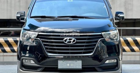 2019 Hyundai Starex  2.5 CRDi GLS 5 AT(Diesel Swivel) in Makati, Metro Manila